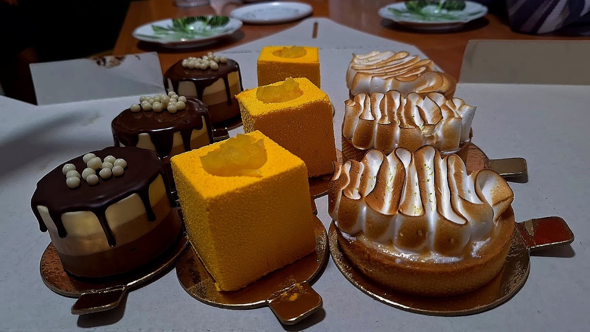 Sweet Temptations - Cofetarie artizanala